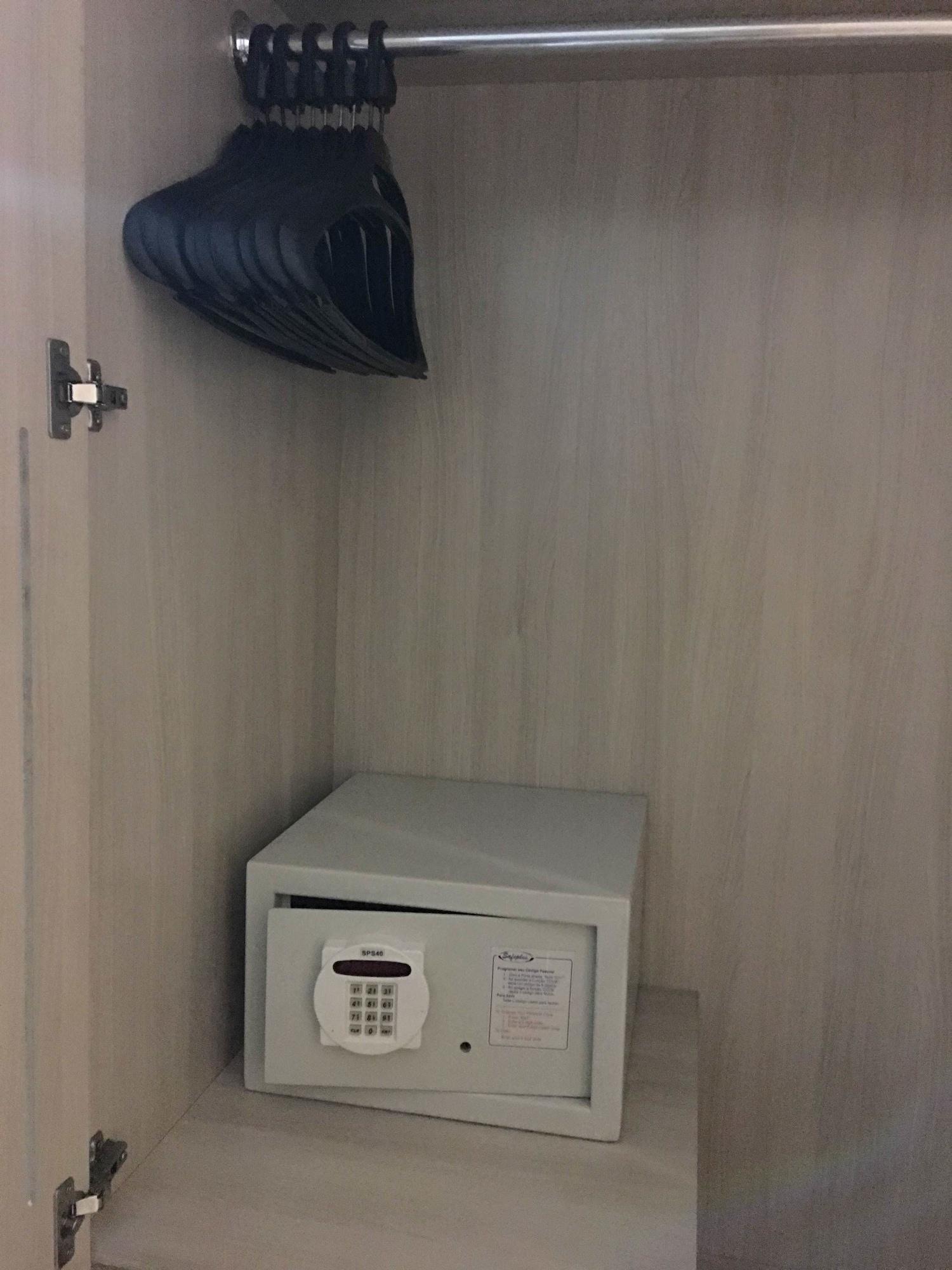 מלון פורטו סגורו Sueds Plaza מראה חיצוני תמונה